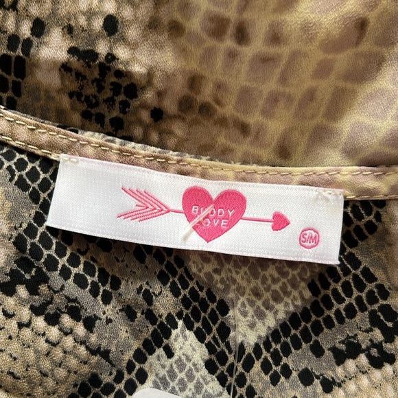 Buddy Love Beige and Black Snake Print Kimono - Picture 8 of 8